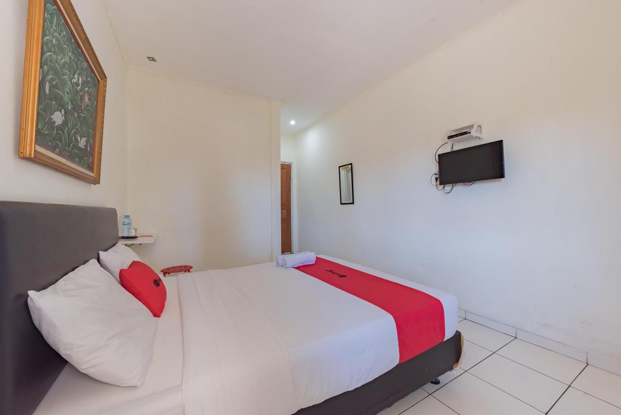 فندق Reddoorz Syariah @ Jl Raya Sukabumi Sukaraja  المظهر الخارجي الصورة